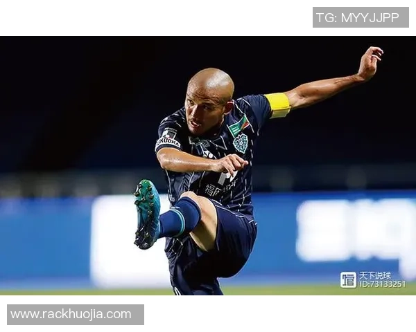 全球足球竞技格局加速演变与各大豪门新赛季战术体系深度解析趋势